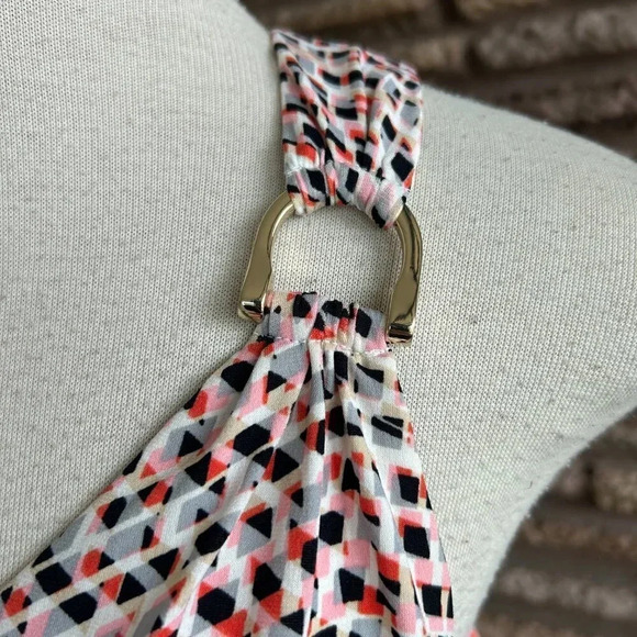 Guess Red Black and White Geometric Print Sleeveless Maxi Dress Size 12 - Picture 5 of 9